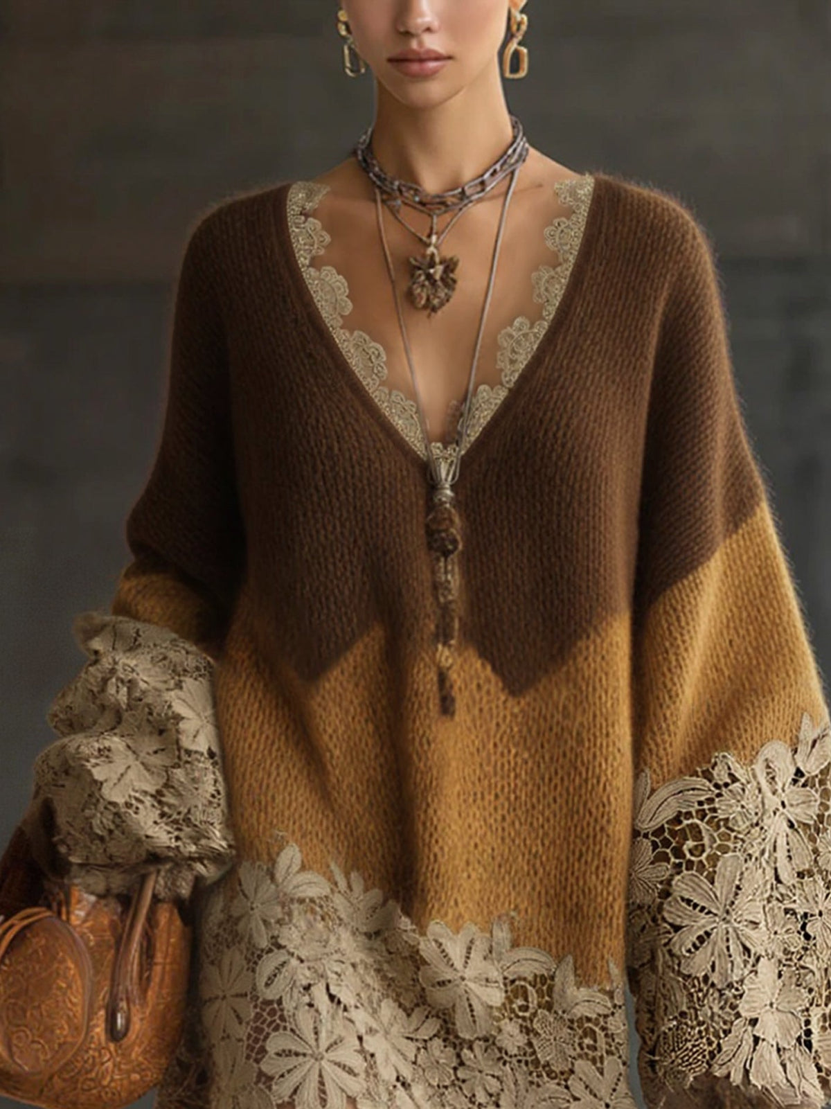 Rosalie | Robe Pull Courte Oversize en Maille Dégradé Marron et Dentelle